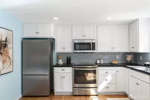 8504 29th Ave NW, Seattle, WA 98117 - Photo 10