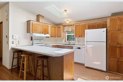 3434 N Mission Rd W, Bremerton, WA 98312 - Photo 16