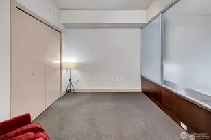 910 Lenora St, Seattle, WA 98121 - Photo 18