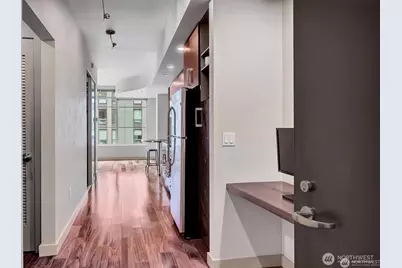 910 Lenora Street #S1004, Seattle, WA 98121 - Photo 4