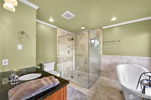 8539 Semiahmoo Dr, Blaine, WA 98230 - Photo 18