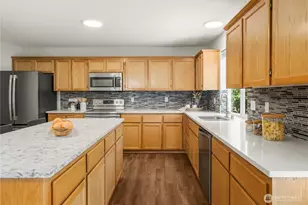 27610 239th Pl SE, Maple Valley, WA 98038 - Photo 10
