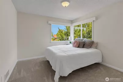 3909 SW Stevens Street, Seattle, WA 98116 - Photo 12