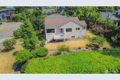 3909 SW Stevens Street, Seattle, WA 98116 - Photo 1