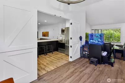 21313 NE 10th Place, Sammamish, WA 98074 - Photo 16
