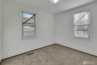 13607 2nd Avenue SW, Seattle, WA 98166 - Photo 14