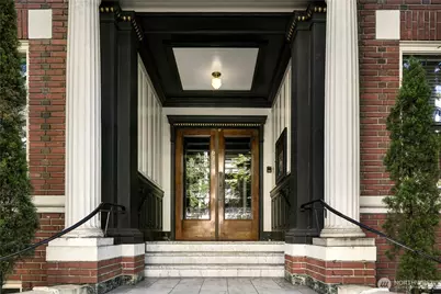 615 Boren Avenue #17, Seattle, WA 98104 - Photo 4