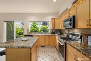 500 S 46th Pl, Renton, WA 98055 - Photo 12