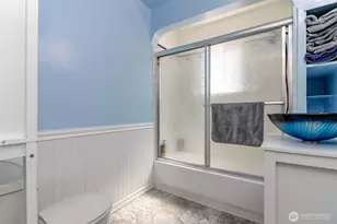 10082 Des Moines Memorial Dr S, Seattle, WA 98168 - Photo 16