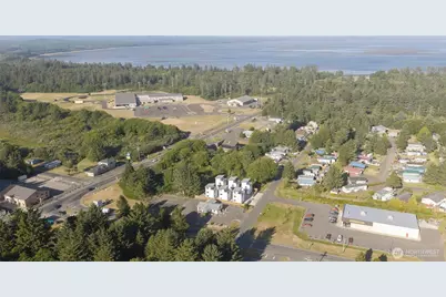890 Magellan Avenue #1, Ocean Shores, WA 98569 - Photo 4