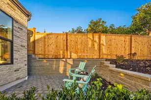 636 11th Ave, Kirkland, WA 98033 - Photo 2