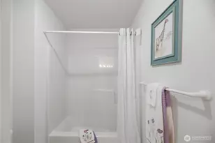 8221 53rd Ave W, Mukilteo, WA 98275 - Photo 18