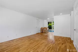 1344 NE 164th Pl, Bellevue, WA 98008 - Photo 6