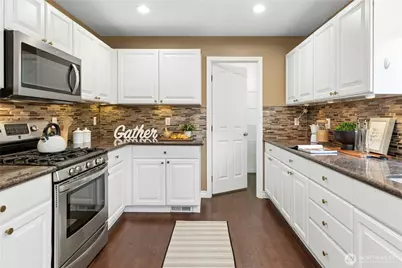 9512 226th Place NE, Redmond, WA 98053 - Photo 16