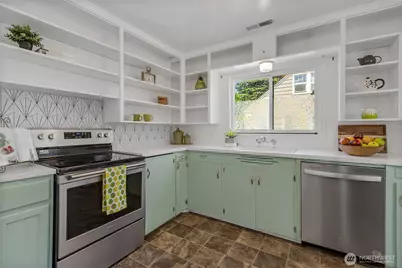 616 North Street SE, Tumwater, WA 98501 - Photo 8