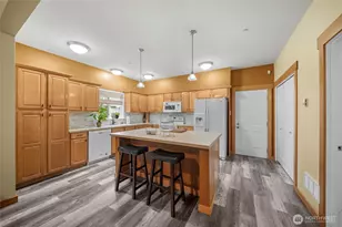 6033 Delaware Ave SE, Lacey, WA 98513 - Photo 12