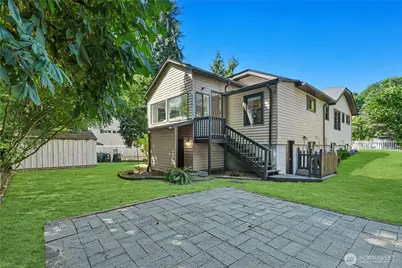 8538 Ashworth Avenue N, Seattle, WA 98103 - Photo 34