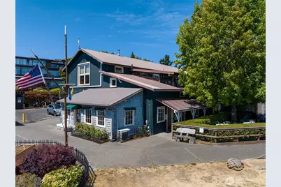 141 Parfitt Way SW #M-10, Bainbridge Island, WA 98110 - Photo 14
