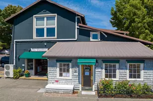141 Parfitt Way SW, Bainbridge Island, WA 98110 - Photo 12