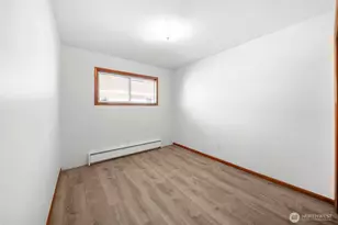 404 11th St, Raymond, WA 98577 - Photo 16