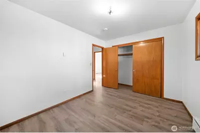 404 Eleventh Street, Raymond, WA 98577 - Photo 14