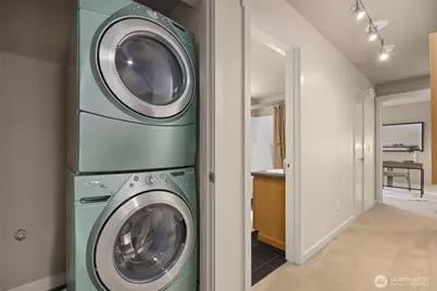 3609 Interlake Avenue N #A, Seattle, WA 98103 - Photo 18