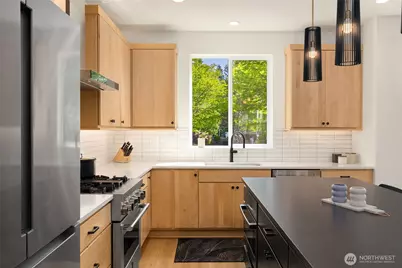 21907 25th St SE #Unit C, Bothell, WA 98021 - Photo 6