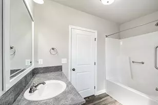 906 S C St, Moses Lake, WA 98837 - Photo 18
