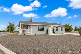 906 S C St, Moses Lake, WA 98837 - Photo 4