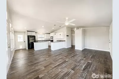 906 S C Street, Moses Lake, WA 98837 - Photo 14