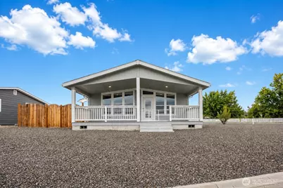 906 S C Street, Moses Lake, WA 98837 - Photo 2