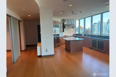 2033 2nd Avenue #2302, Seattle, WA 98121 - Photo 20