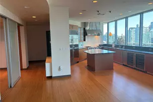 2033 2nd Ave, Seattle, WA 98121 - Photo 20