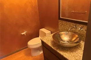 2033 2nd Ave, Seattle, WA 98121 - Photo 34