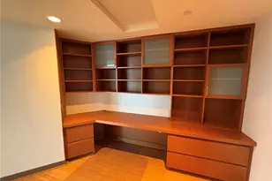2033 2nd Ave, Seattle, WA 98121 - Photo 26