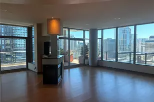 2033 2nd Ave, Seattle, WA 98121 - Photo 4