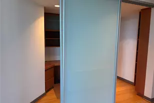 2033 2nd Ave, Seattle, WA 98121 - Photo 24