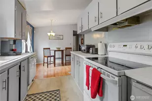 1815 SW 349th Pl, Federal Way, WA 98023 - Photo 10