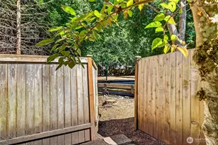 118 246th Way SE, Sammamish, WA 98074 - Photo 36