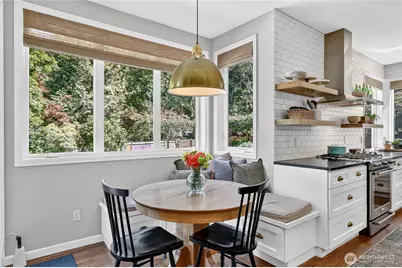118 246th Way SE, Sammamish, WA 98074 - Photo 16