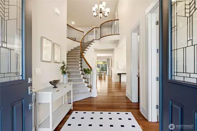 920 233rd Place NE, Sammamish, WA 98074 - Photo 2