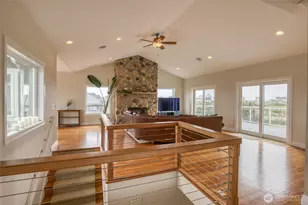 470 W Wind St, Ocean Shores, WA 98569 - Photo 12