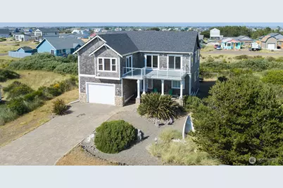470 W Wind Street, Ocean Shores, WA 98569 - Photo 1