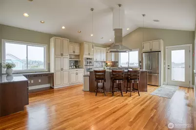 470 W Wind Street, Ocean Shores, WA 98569 - Photo 18