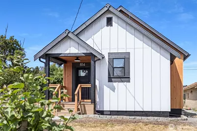 814 26th Street #1, Anacortes, WA 98221 - Photo 2