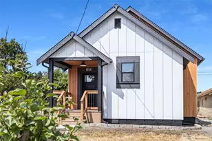 814 26th St, Anacortes, WA 98221 - Photo 2