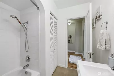 332 Bryan Avenue, Bremerton, WA 98312 - Photo 20