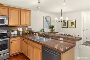 11312 124th Ave NE, Kirkland, WA 98033 - Photo 8
