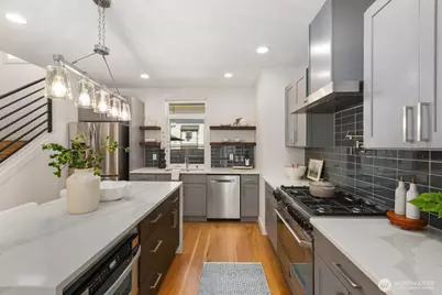 10240 40th Avenue SW #A, Seattle, WA 98146 - Photo 14