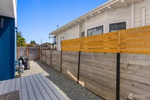 10240 40th Ave SW, Seattle, WA 98146 - Photo 30